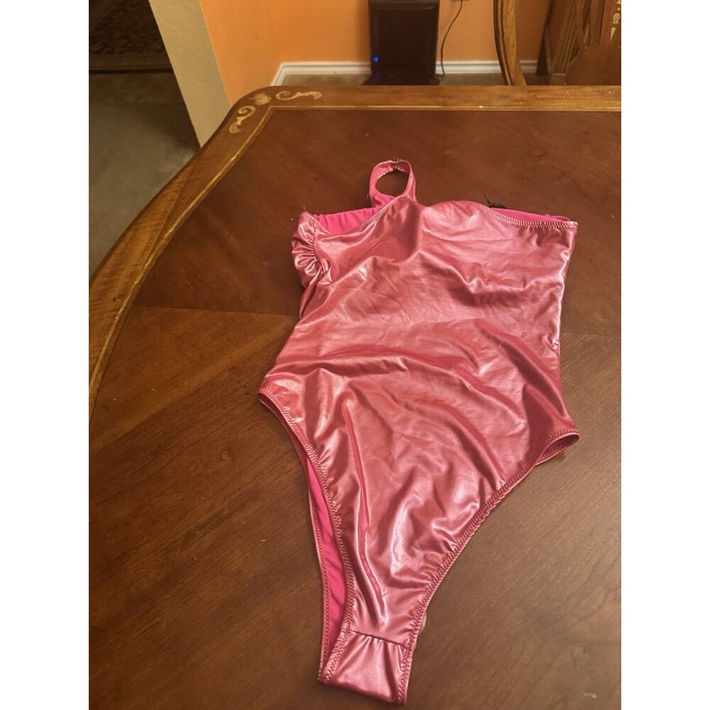 Kurt Geiger Fushua Shimmer Eagle Charm One Shoulder Swimsuit One Piece Sz M NWT - Picture 6 of 12